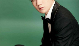 王源恋情吃瓜爆料视频播放,吃瓜视频播放量飙升，网友热议不断